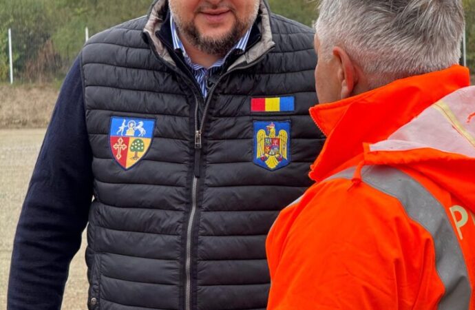 Noul stadion din Păușești, Vâlcea, prinde contur