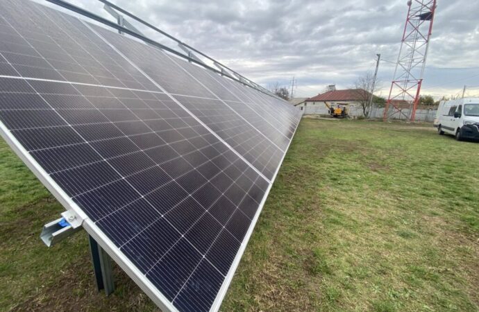 Parcul fotovoltaic din Fărcășești, aproape de finalizare