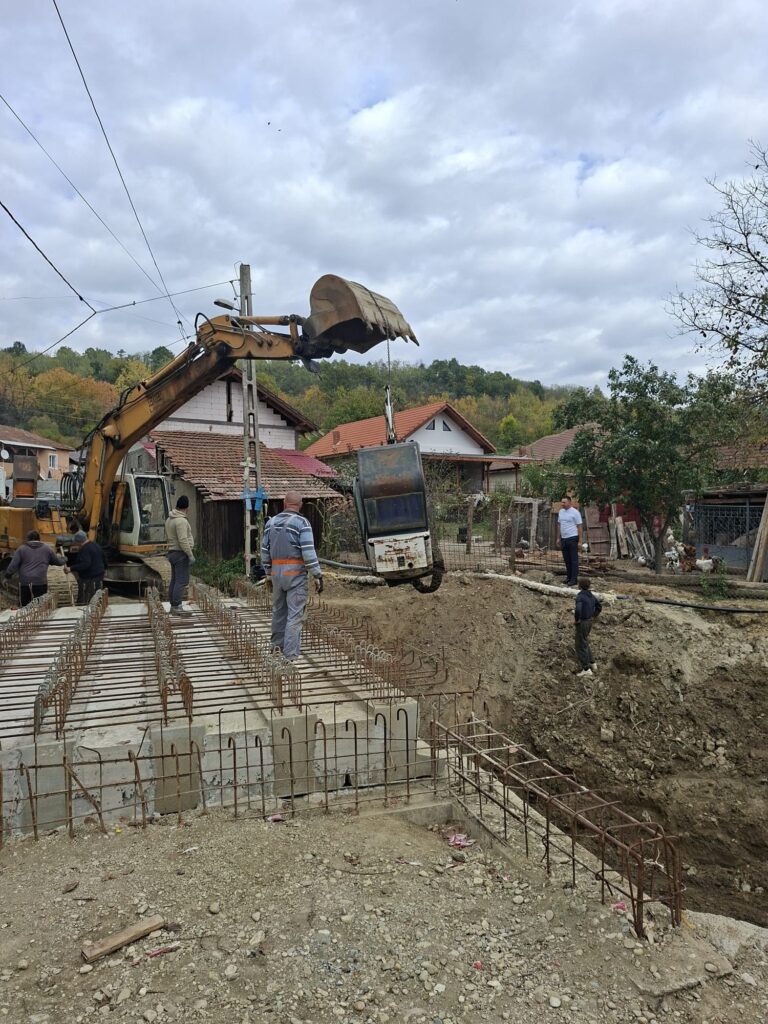 Podul „de peste Balta” din Plopșoru, finalizat  - 13 noiembrie 2025 AccentNews.ro