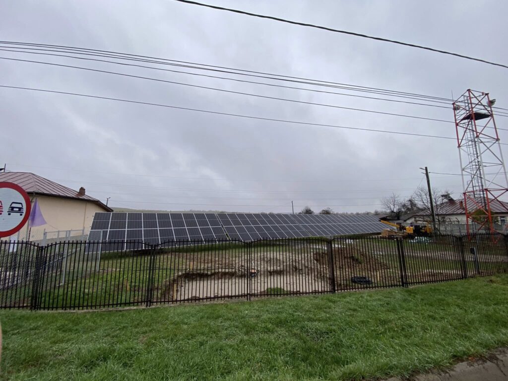 Parcul fotovoltaic din Fărcășești, aproape de finalizare - 13 noiembrie 2025 AccentNews.ro