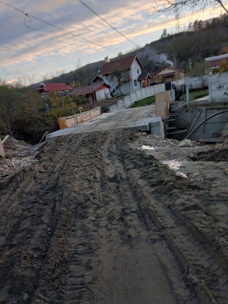 Podul „de peste Balta” din Plopșoru, finalizat  - 13 noiembrie 2025 AccentNews.ro