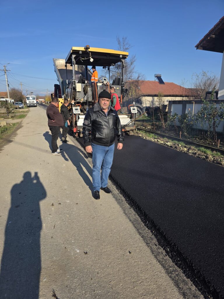 Primăria Bălești finalizează asfaltarea în satul Tămășești 11 Primăria Bălești finalizează asfaltarea în satul Tămășești - 25 noiembrie 2025 AccentNews.ro