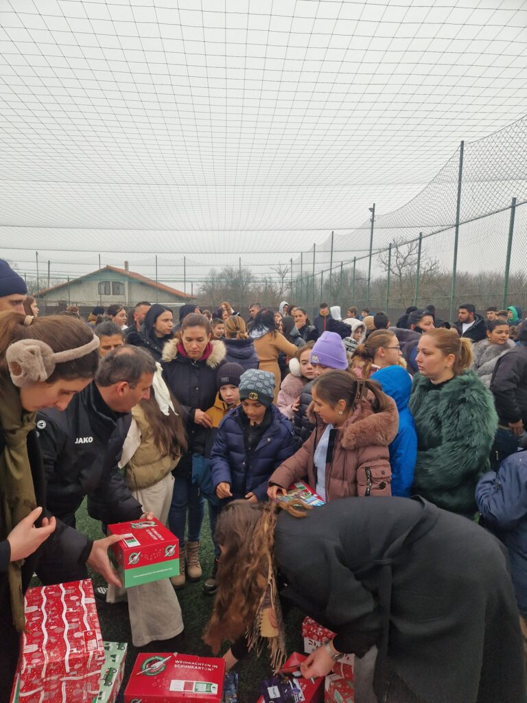 Sărbătoare pentru copii în comuna Scoarța 3 Sărbătoare pentru copii în comuna Scoarța - 23 decembrie 2025 AccentNews.ro