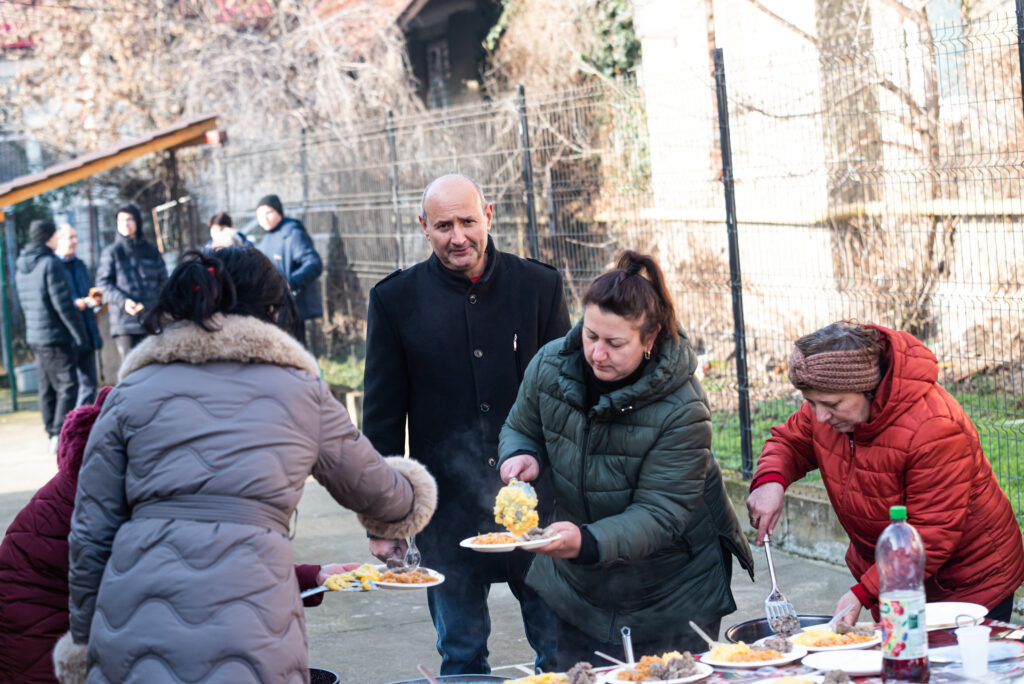 10 ani de empatie, perseverență și dezvoltare! Complexul de Recuperare pentru Copiii cu Dizablități, la ceas aniversar - 19 decembrie 2025 AccentNews.ro