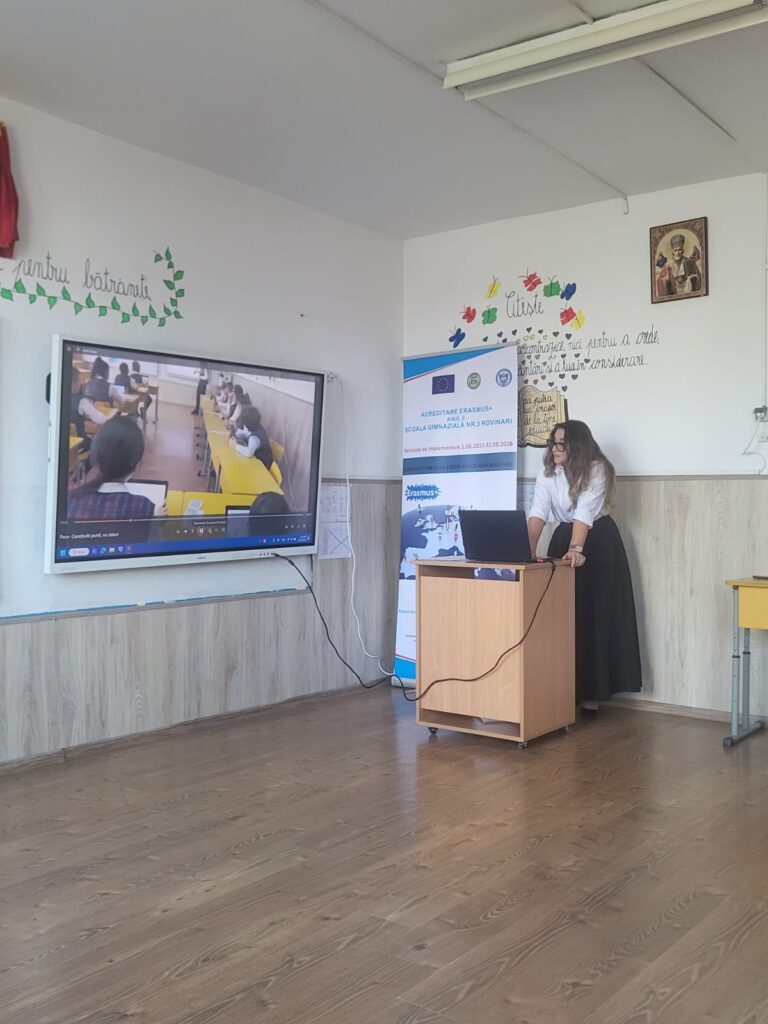 Resurse digitale, în centrul Cercului Pedagogic de la Rovinari - 11 decembrie 2025 AccentNews.ro