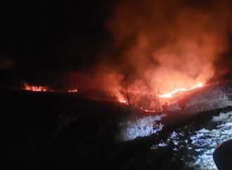 Incendii în Runcu și Mușetești: pompierii au intervenit pentru stingerea flăcărilor
