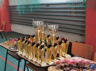 CN de la Alba-Iulia: 15 medaliați din rândul karatiștilor de la  ACS X.P. Karate Țicleni