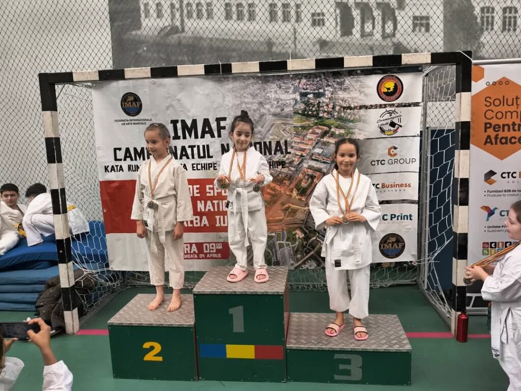 CN de la Alba-Iulia: 15 medaliați din rândul karatiștilor de la  ACS X.P. Karate Țicleni - 8 aprilie 2026 AccentNews.ro