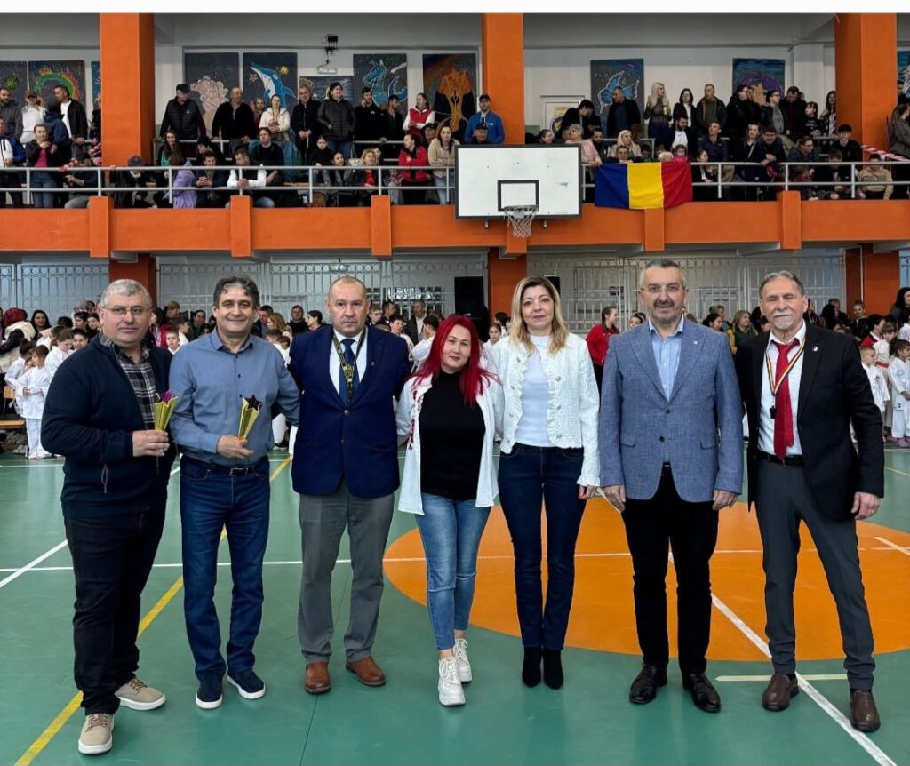 CN de la Alba-Iulia: 15 medaliați din rândul karatiștilor de la  ACS X.P. Karate Țicleni - 8 aprilie 2026 AccentNews.ro