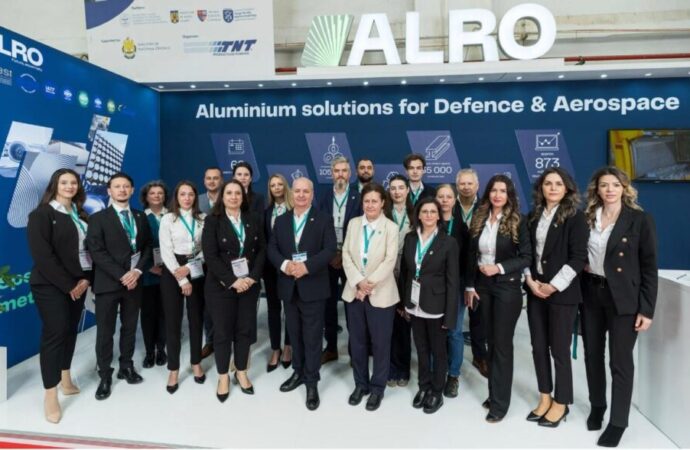 Radu Miruță, prezent la standul ALRO de la Black Sea Defense & Aerospace 2026. ALRO: „Parteneriatele dintre sectorul public și cel privat pot duce la noi investiții și oportunități de dezvoltare“